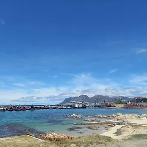 Harbour Views Apartment Kalk Bay