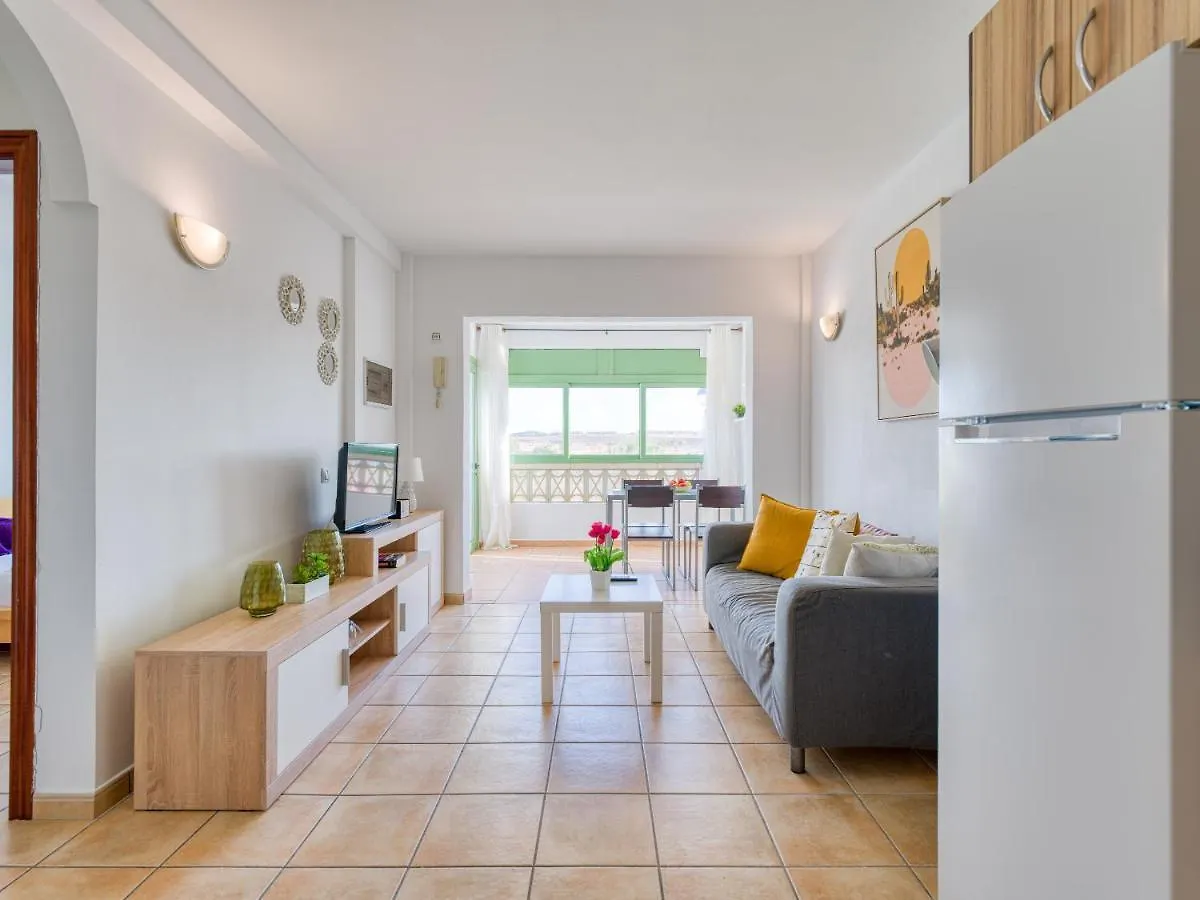 Homeforguest Apartamento Con Piscina En Caleta De Fuste 0*,  Spain