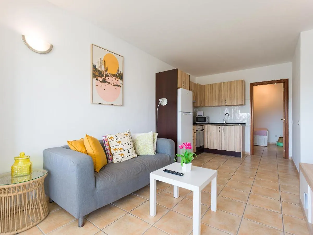 Homeforguest Apartamento Con Piscina En Caleta De Fuste 0*,  Spain
