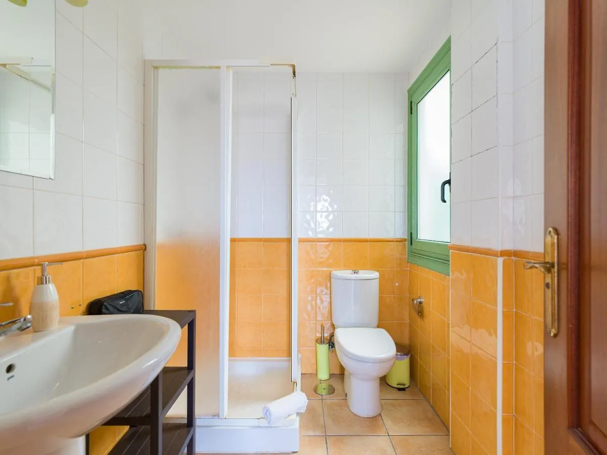Homeforguest Apartamento Con Piscina En Caleta De Fuste 0*,